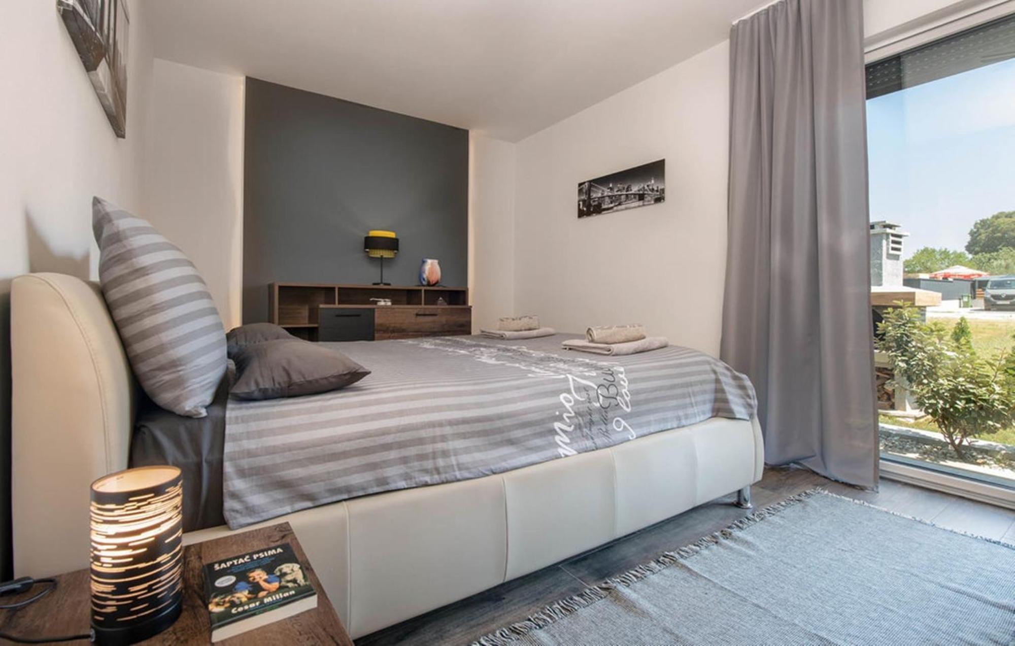 Villa Lily Galizana Bagian luar foto